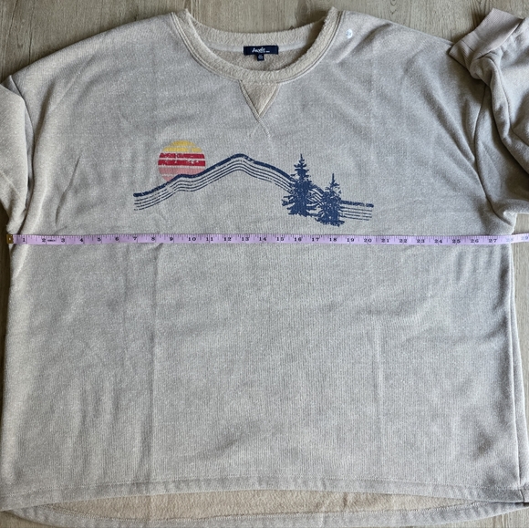 Angels Forever Young Graphic Sweatshirt 3X Beige, Eco-Friendly - Picture 10 of 12